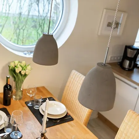 Semesterbostad Rapsbluetenhaus Bohnert