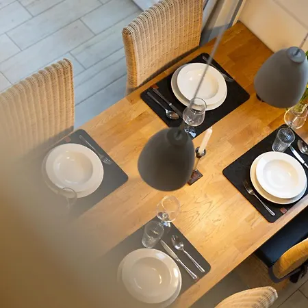 Semesterbostad Rapsbluetenhaus Bohnert